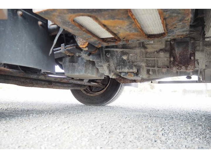 三菱ふそうキャンターアルミブロック小型（2t・3t）[写真24]