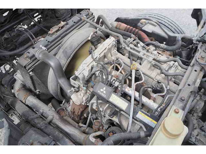 三菱ふそうキャンターアルミブロック小型（2t・3t）[写真28]