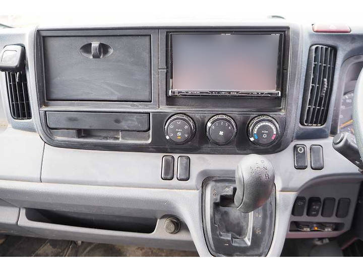 三菱ふそうキャンターアルミブロック小型（2t・3t）[写真32]