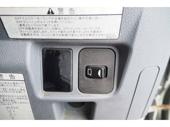 三菱ふそうキャンターアルミブロック小型（2t・3t）[写真37]