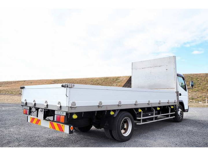 三菱ふそうキャンターアルミブロック小型（2t・3t）[写真04]