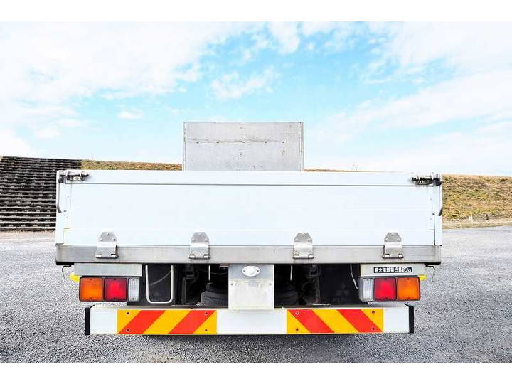 三菱ふそうキャンターアルミブロック小型（2t・3t）[写真06]