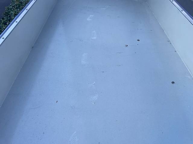 三菱ふそうスーパーグレートダンプ大型（10t）[写真09]