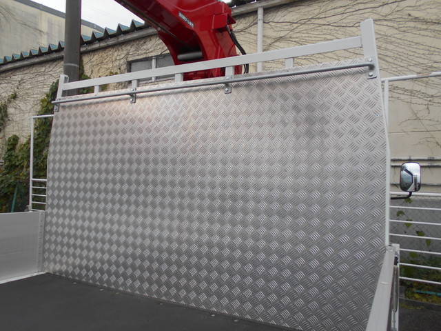 三菱ふそうキャンタークレーン5段小型（2t・3t）[写真15]