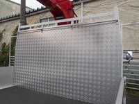 三菱ふそうキャンタークレーン5段小型（2t・3t）[写真15]