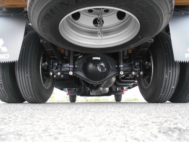 三菱ふそうキャンタークレーン5段小型（2t・3t）[写真23]