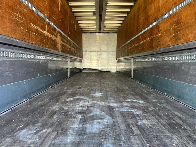 日野プロフィアアルミウイング大型（10t）[写真10]