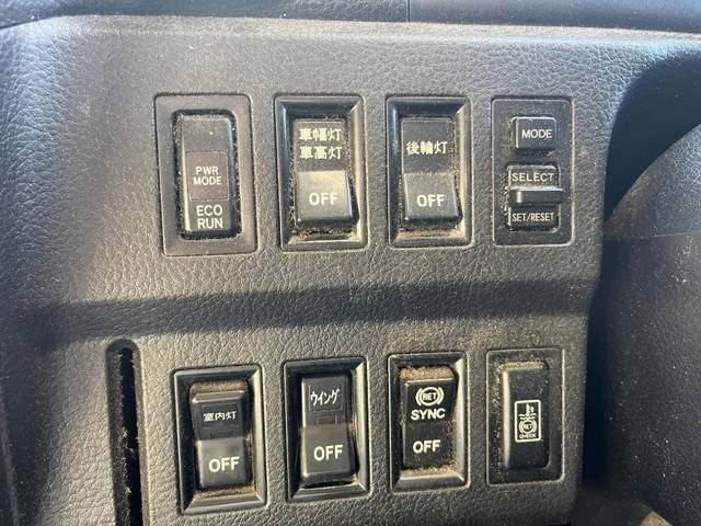 日野プロフィアアルミウイング大型（10t）[写真32]