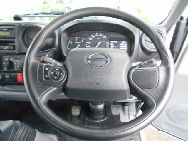 日野デュトロ高所作業車小型（2t・3t）[写真32]