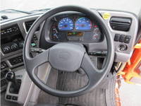 UDトラックスクオンアルミウイング大型（10t）[写真10]