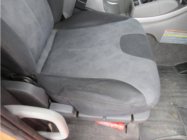 UDトラックスクオンアルミウイング大型（10t）[写真12]