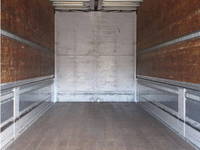 UDトラックスクオンアルミウイング大型（10t）[写真23]