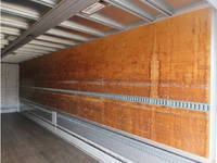 UDトラックスクオンアルミウイング大型（10t）[写真27]