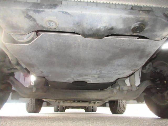 UDトラックスクオンアルミウイング大型（10t）[写真32]