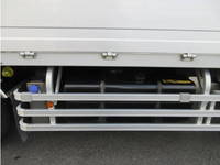 UDトラックスクオンアルミウイング大型（10t）[写真34]