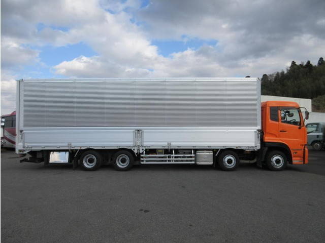 UDトラックスクオンアルミウイング大型（10t）[写真06]