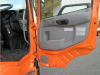 UDトラックスクオンアルミウイング大型（10t）[写真08]