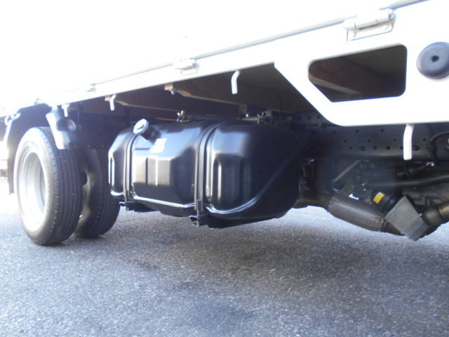 いすゞエルフ平ボディ小型（2t・3t）[写真16]