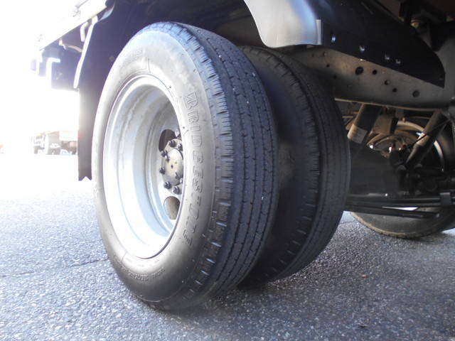 いすゞエルフ平ボディ小型（2t・3t）[写真20]