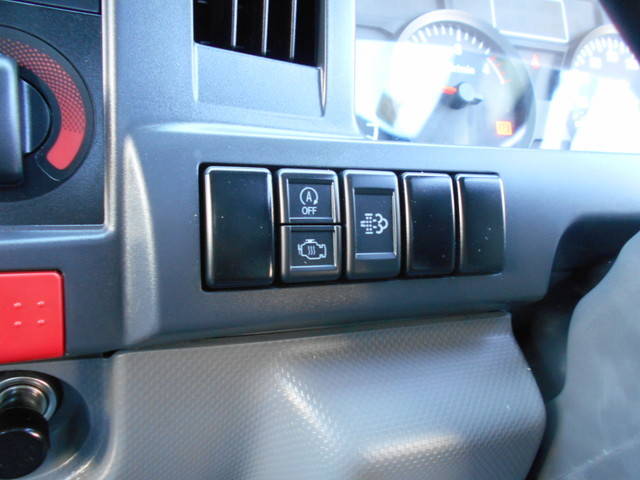 いすゞエルフ平ボディ小型（2t・3t）[写真25]