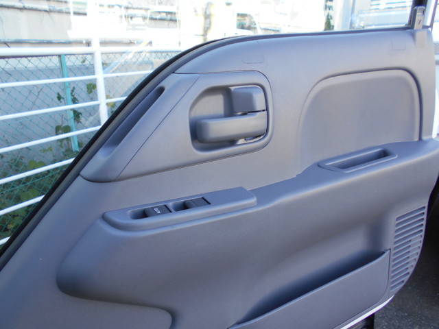 いすゞエルフ平ボディ小型（2t・3t）[写真28]