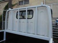 三菱ふそうキャンター平ボディ小型（2t・3t）[写真12]