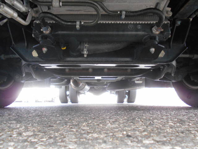 三菱ふそうキャンター平ボディ小型（2t・3t）[写真18]