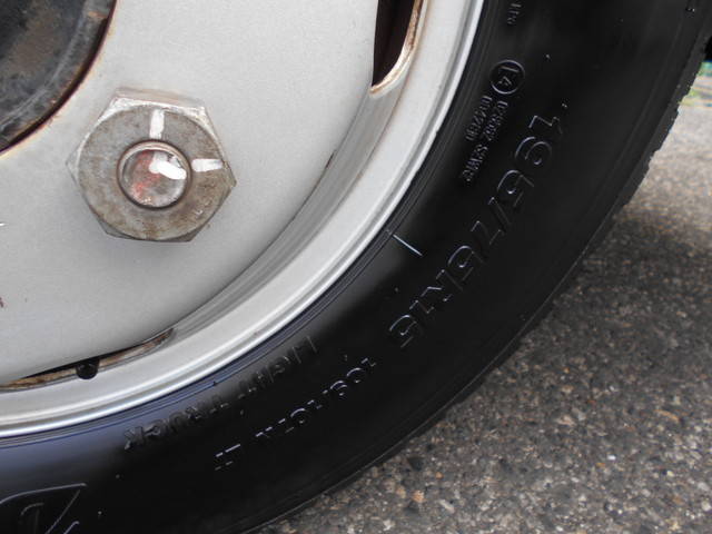 三菱ふそうキャンター平ボディ小型（2t・3t）[写真21]