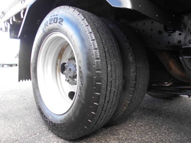 三菱ふそうキャンター平ボディ小型（2t・3t）[写真22]