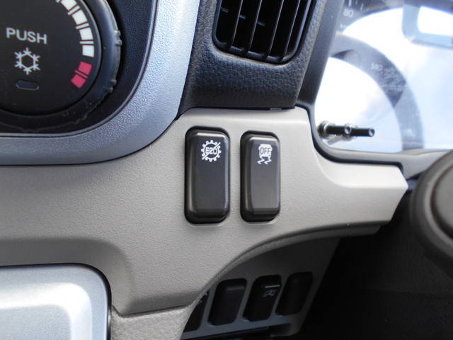 三菱ふそうキャンター平ボディ小型（2t・3t）[写真30]