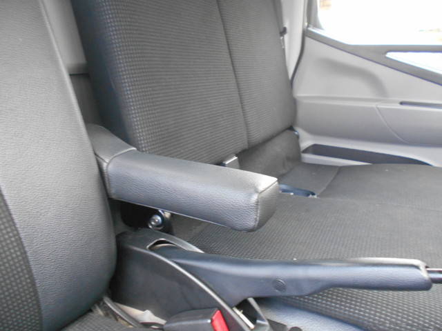 三菱ふそうキャンター平ボディ小型（2t・3t）[写真34]