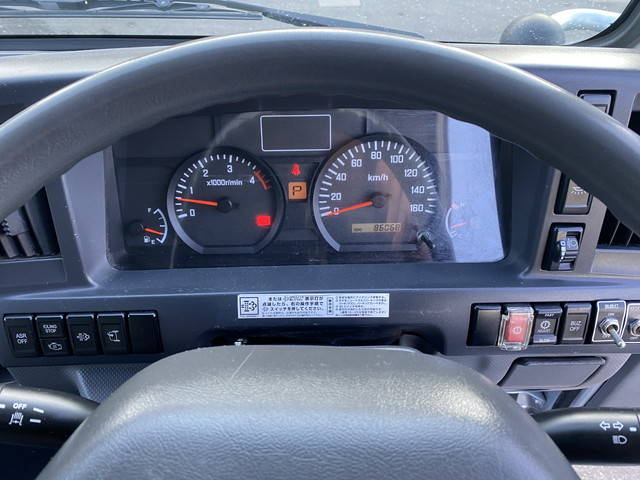 いすゞエルフアルミバン小型（2t・3t）[写真17]