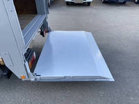 いすゞエルフアルミバン小型（2t・3t）[写真08]