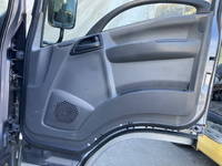 いすゞエルフパネルバン小型（2t・3t）[写真28]