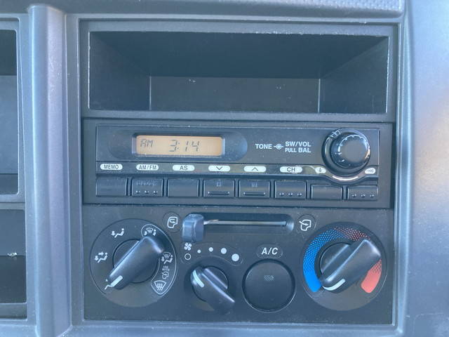 いすゞエルフパネルバン小型（2t・3t）[写真36]