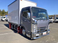 いすゞエルフパネルバン小型（2t・3t）[写真03]