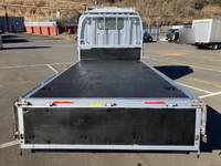 三菱ふそうキャンター平ボディ小型（2t・3t）[写真11]