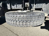 三菱ふそうキャンター平ボディ小型（2t・3t）[写真19]