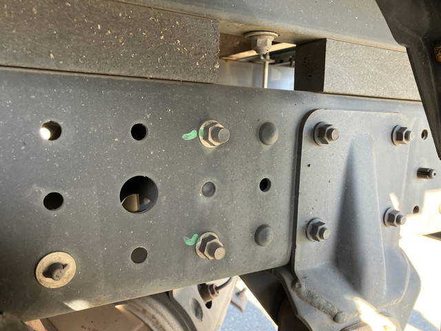 三菱ふそうキャンター平ボディ小型（2t・3t）[写真21]