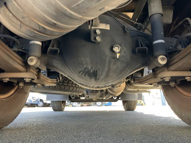 三菱ふそうキャンター平ボディ小型（2t・3t）[写真26]