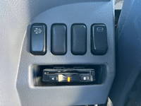 三菱ふそうキャンター平ボディ小型（2t・3t）[写真39]