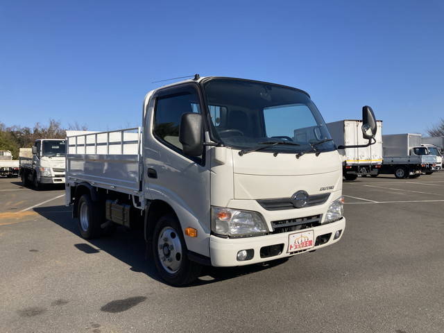 日野デュトロ平ボディ小型（2t・3t）[写真03]