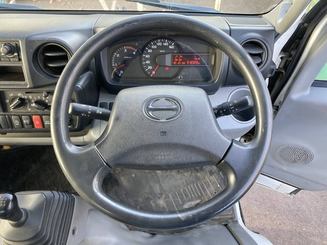 日野デュトロ平ボディ小型（2t・3t）[写真36]