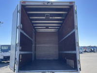 いすゞエルフアルミバン小型（2t・3t）[写真10]