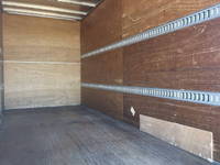 いすゞエルフアルミバン小型（2t・3t）[写真12]