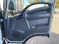 いすゞエルフアルミバン小型（2t・3t）[写真26]