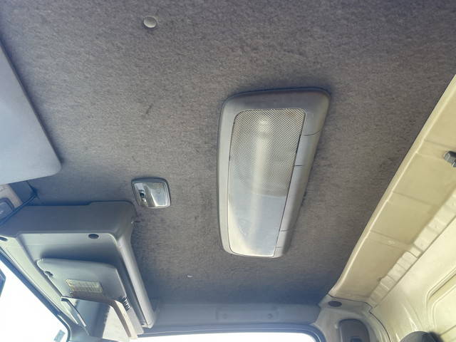 いすゞエルフアルミバン小型（2t・3t）[写真31]