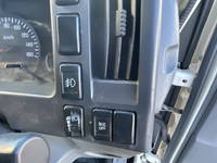 いすゞエルフアルミバン小型（2t・3t）[写真36]