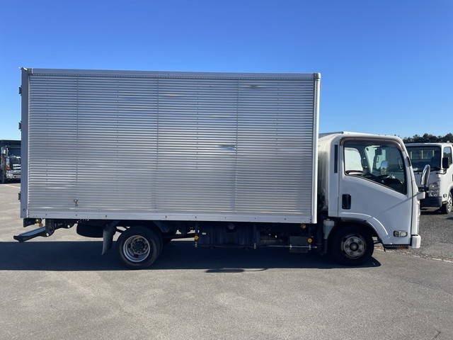 いすゞエルフアルミバン小型（2t・3t）[写真06]