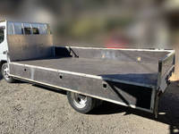 三菱ふそうキャンター平ボディ小型（2t・3t）[写真13]